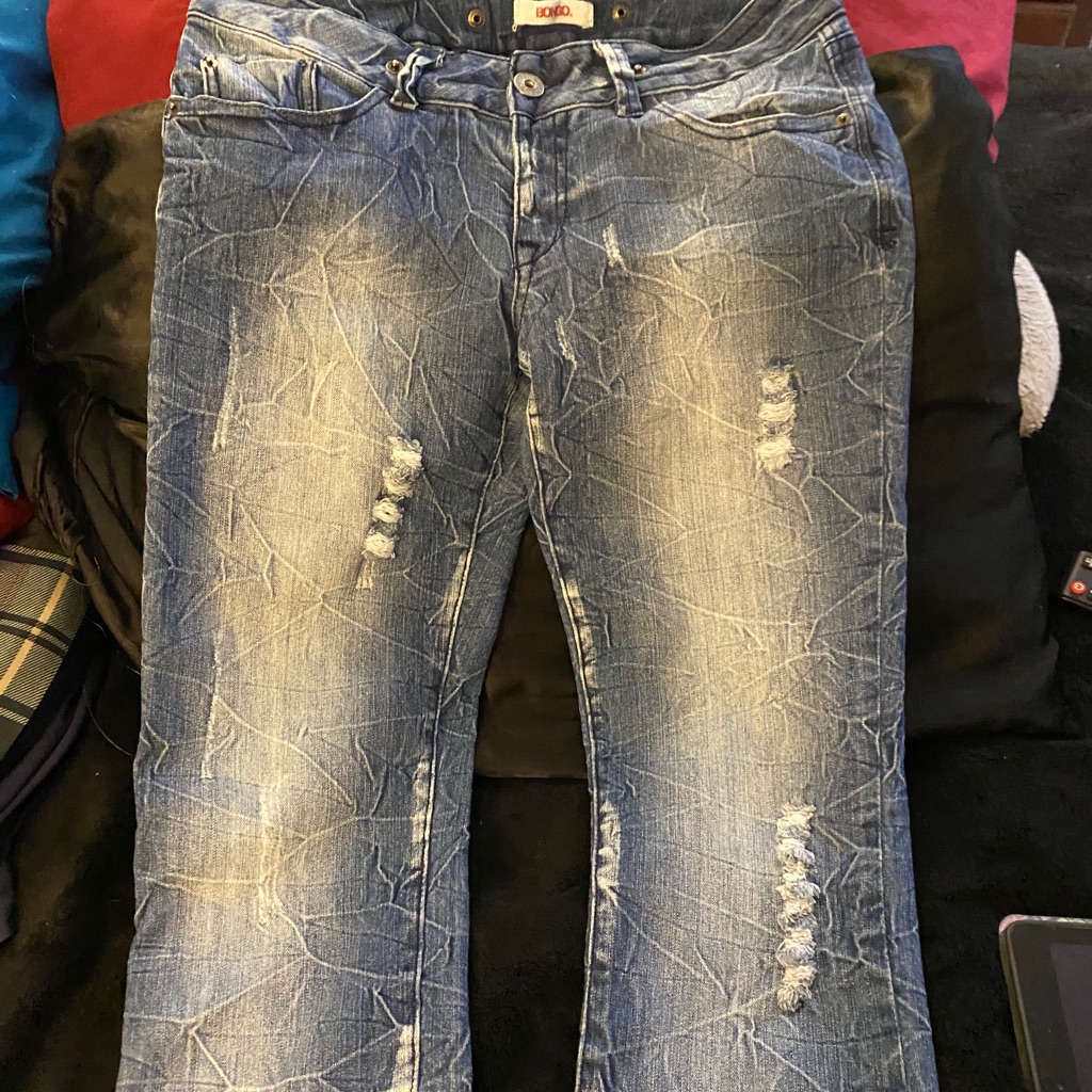 Bongo Capris.